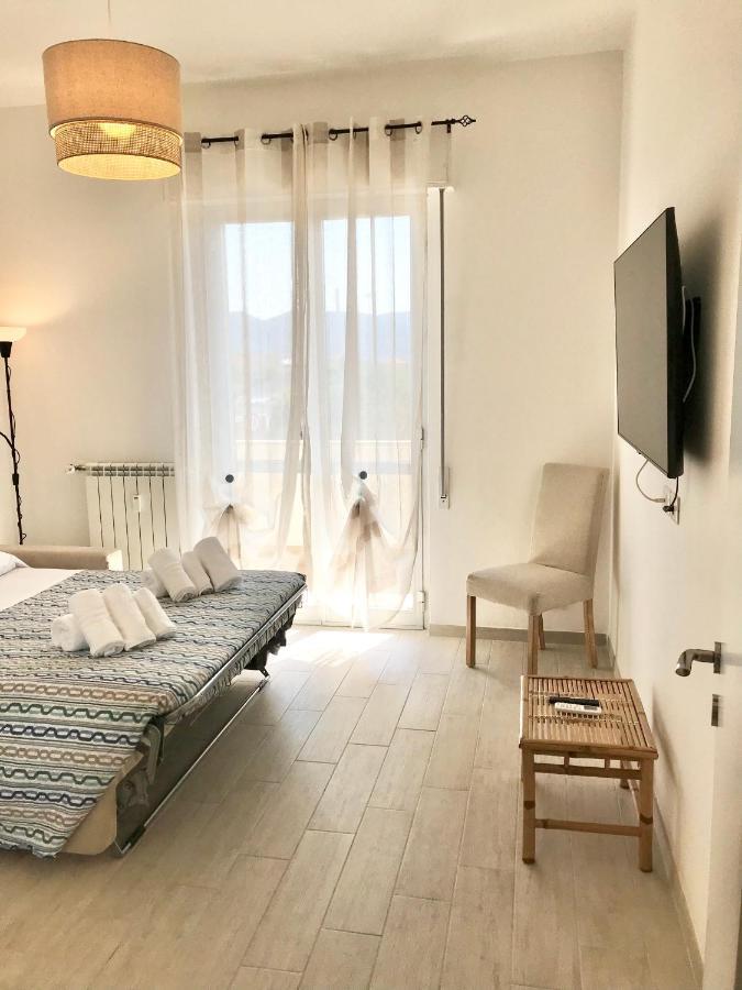 Ferienwohnung Casa Del Sole Savona Exterior foto