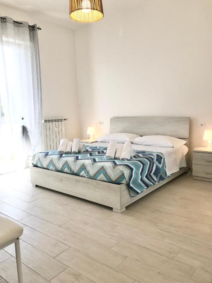 Ferienwohnung Casa Del Sole Savona Exterior foto