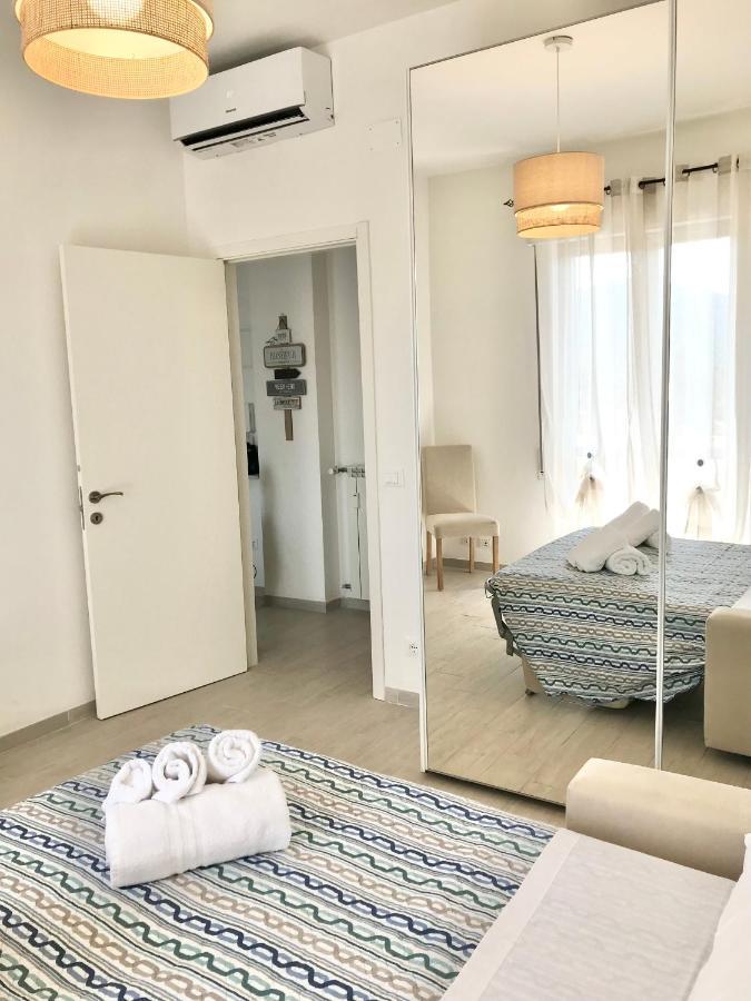 Ferienwohnung Casa Del Sole Savona Exterior foto