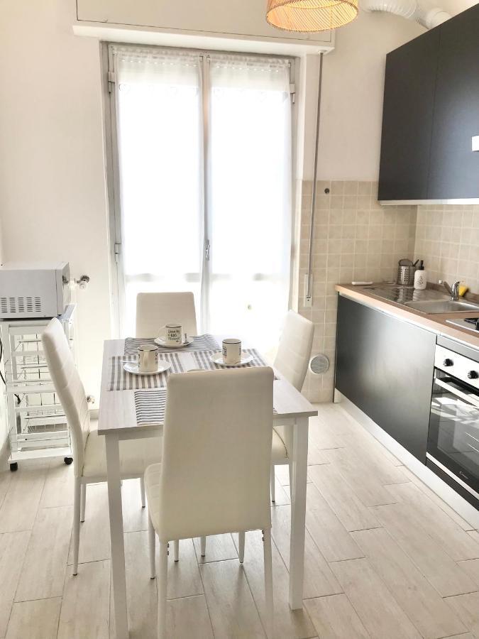 Ferienwohnung Casa Del Sole Savona Exterior foto